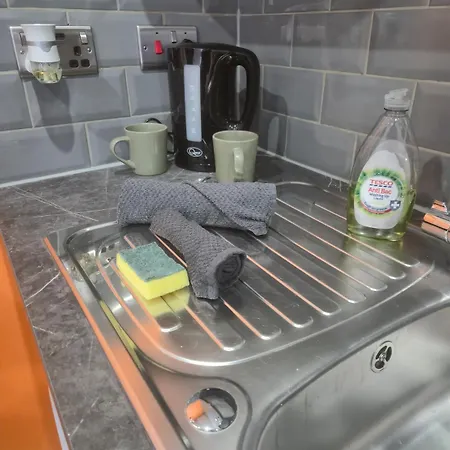 Centre Fully Equipped Perfect For Long *